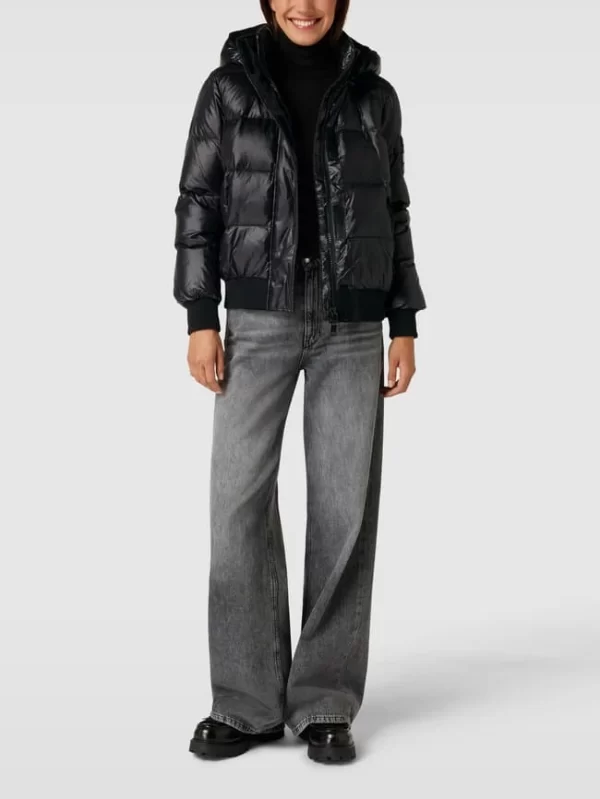 ARMANI EXCHANGE Daunenjacke Mit Label-Patch – Schwarz 1