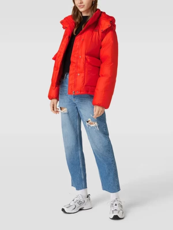 Levi’s® Daunenjacke Mit Label-Stitching Modell ‘LUNA’ – Rot 1