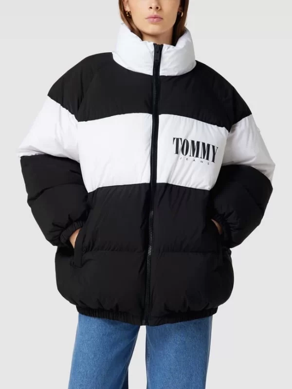 Tommy Jeans Daunenjacke Mit Label-Details – Schwarz 5