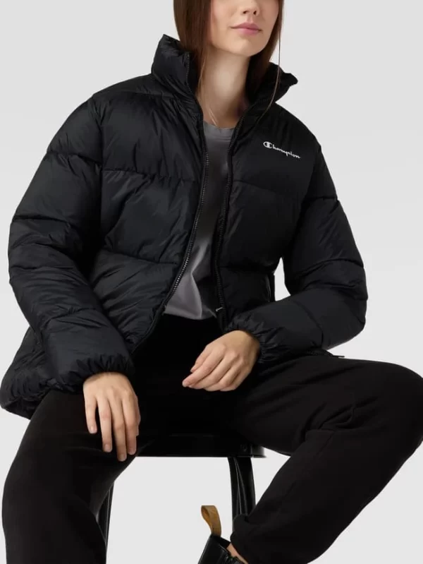 CHAMPION Steppjacke Mit Label-Print – Schwarz 4