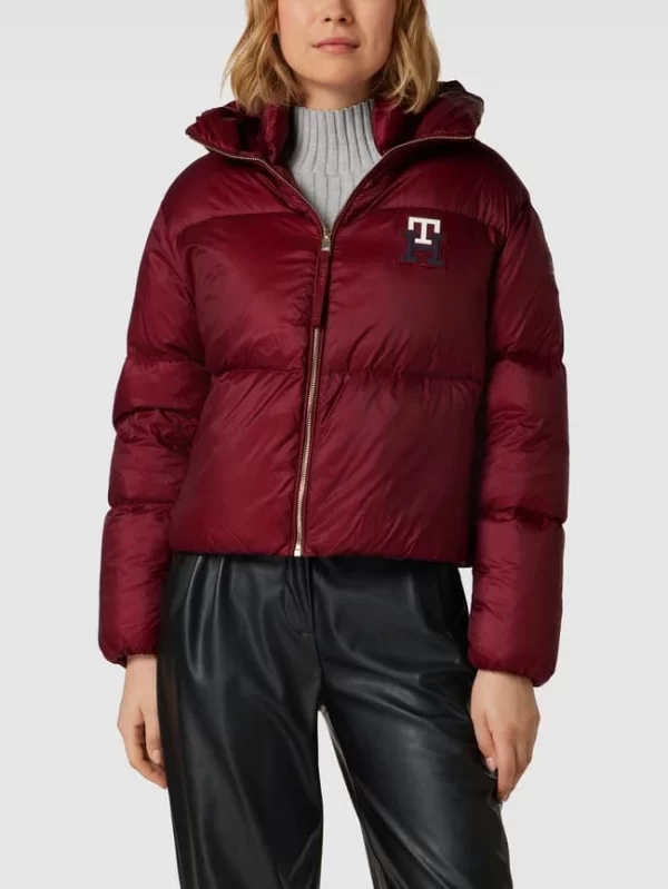 Tommy Hilfiger Daunenjacke Mit Label-Details – Bordeaux Rot 5
