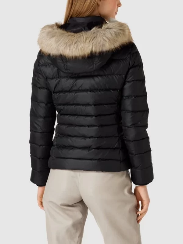 Tommy Jeans Steppjacke Mit Brand-Stitching Modell ‘BASIC HOODED DOWN JACKET’ – Schwarz 6