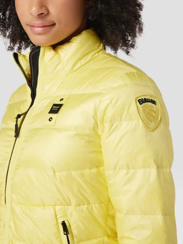Blauer Usa Daunenjacke In Stepp-Optik – Gelb 4