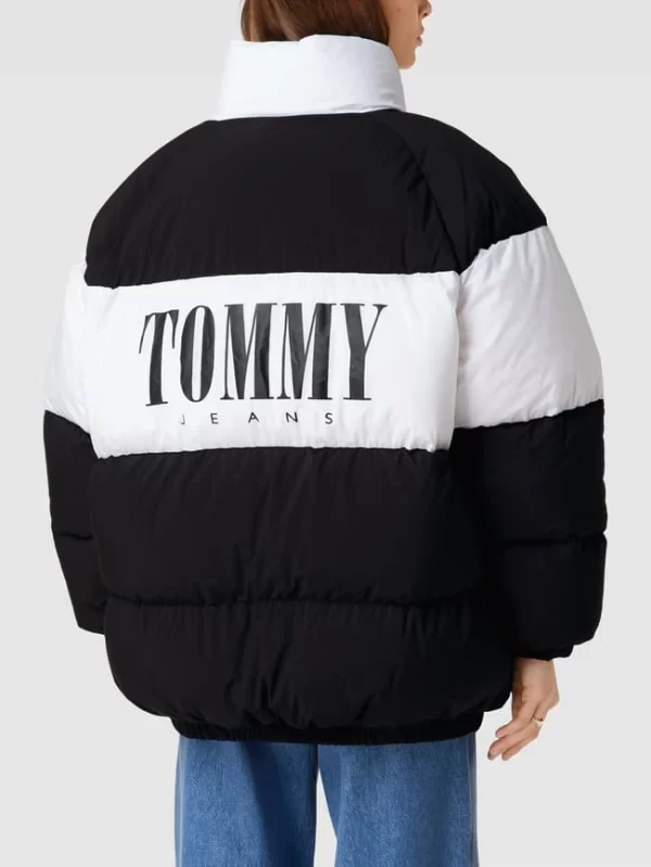 Tommy Jeans Daunenjacke Mit Label-Details – Schwarz 6