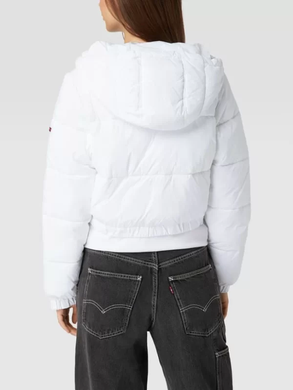 Tommy Jeans Cropped Steppjacke Mit Label-Stitching Modell ‘SIGNATURE CROPPED’ – Weiß 6