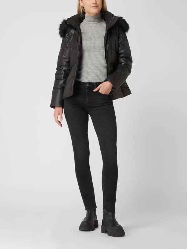 Calvin Klein Womenswear Daunenjacke Mit Abnehmbarer Kapuze – Schwarz 1
