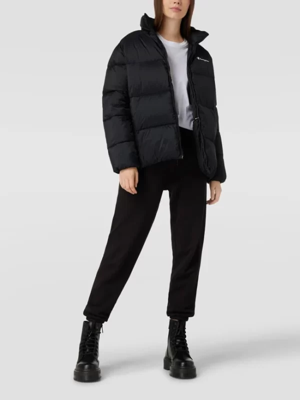 CHAMPION Steppjacke Mit Label-Print – Schwarz 1