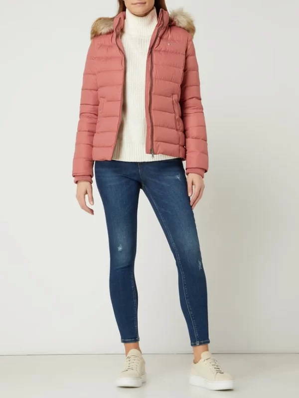 Tommy Jeans Daunenjacke Mit Webpelz – Altrosa 1