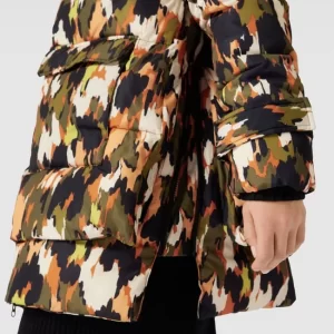 S.Oliver RED LABEL Steppjacke Mit Allover-Muster – Khaki 11