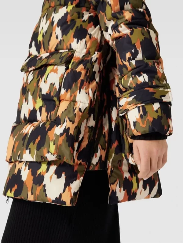 S.Oliver RED LABEL Steppjacke Mit Allover-Muster – Khaki 4