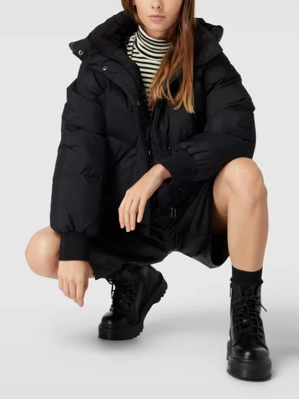 Levi’s® Daunenjacke Mit Label-Patch Modell ‘BUBBLE’ – Schwarz 1