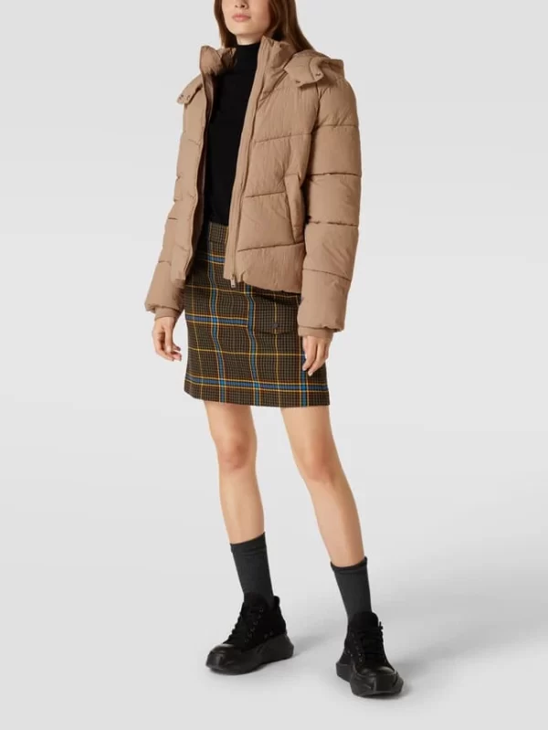 Pieces Steppjacke Mit Kapuze – Taupe 1