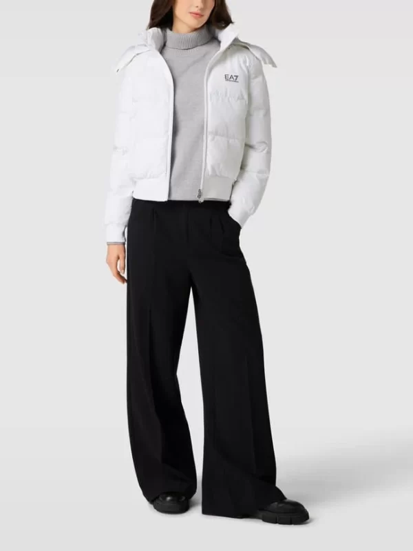 EA7 Emporio Armani Steppjacke Mit Label-Print Modell ‘GIUBOTTO’ – Offwhite 1