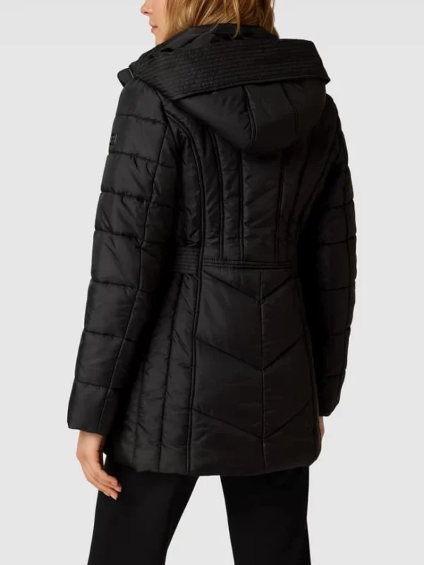 Betty Barclay Steppjacke Mit Taillengürtel Modell ‘BESTPREIS’ – Schwarz 6