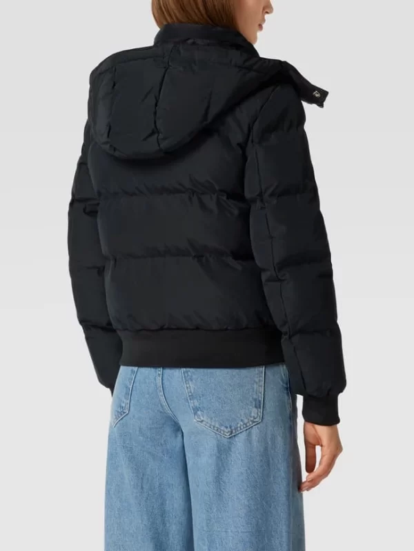 EA7 Emporio Armani Steppjacke Mit Label-Print Modell ‘GIUBOTTO’ – Schwarz 6